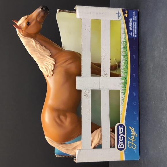 Lot Of 2 Breyer Unicorn and Horse Paddock Pals Berry/Hazel . - Picture 2 of 10